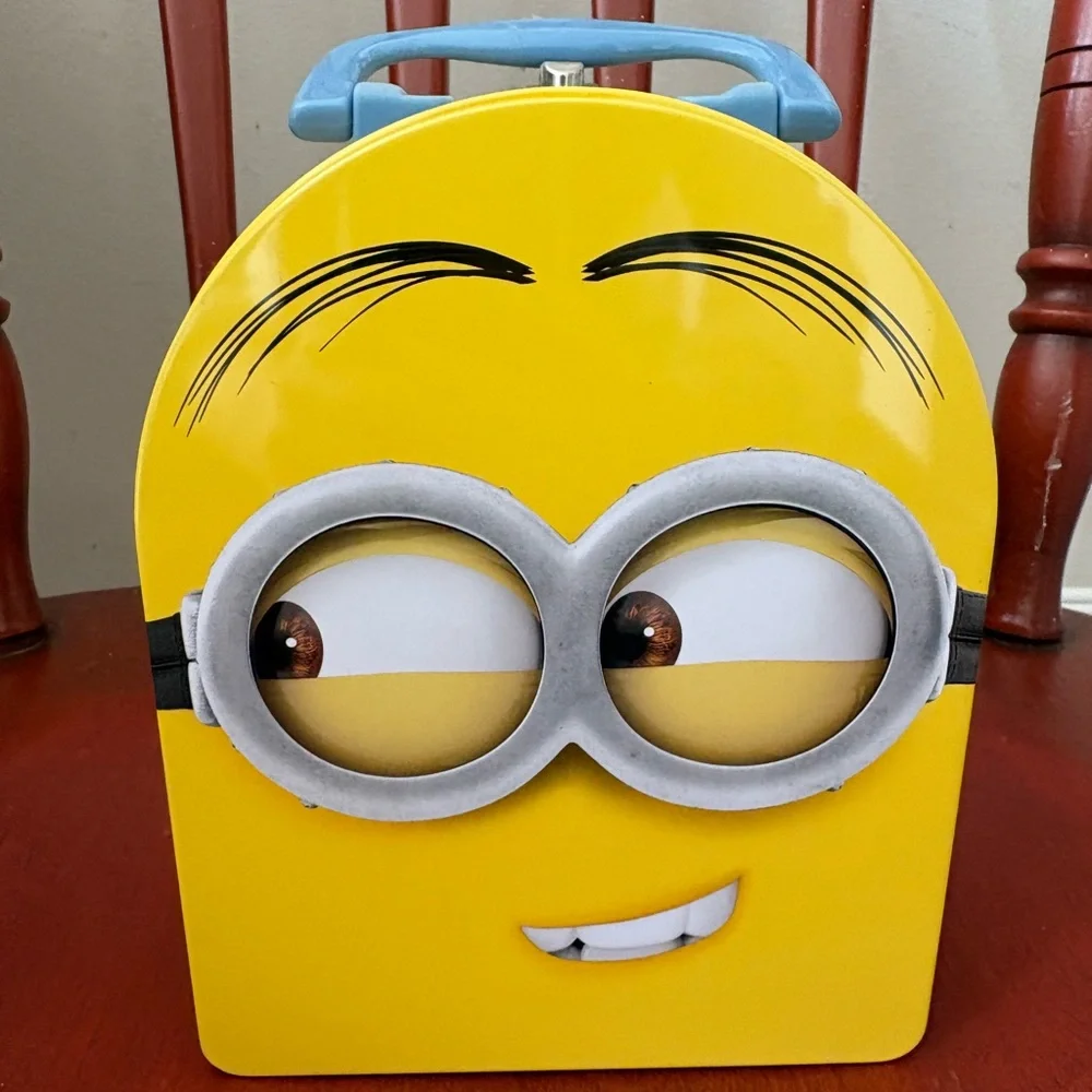 Minions Yellow Character Tin Lunchbox